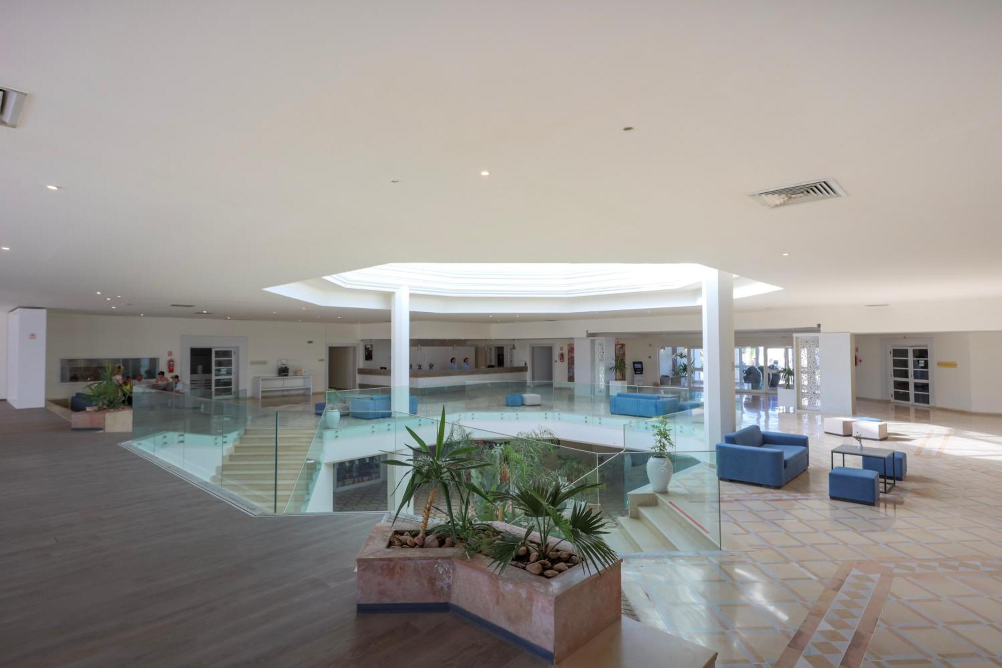 Djerba Sun Beach, Hotel & Spa フーム・スーク エクステリア 写真