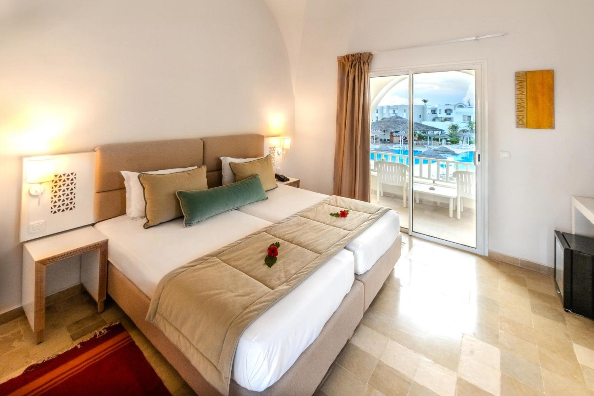 Djerba Sun Beach, Hotel & Spa フーム・スーク エクステリア 写真